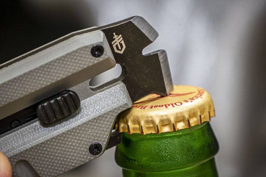 Cutter GERBER avec décapsuleur