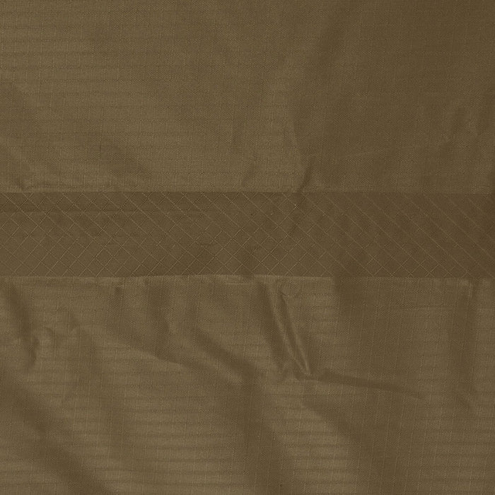 zoom sur les coutures de la Bâche Militaire Étanche